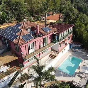 Agroturismo Alcantara Natura, Graniti